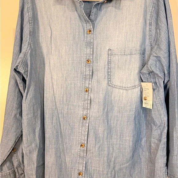 Sonoma Women's Light Blue Denim Button Down Shirt - Picture 1 of 4